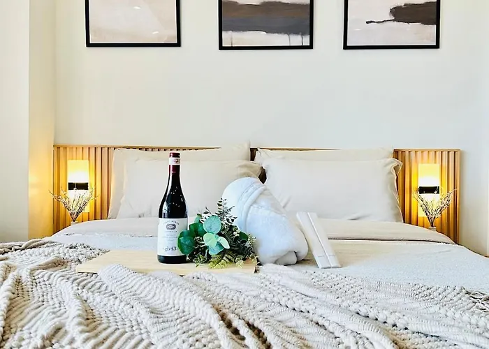 Apartment Exquisite Japandi 2 & Mediterranean Breeze At Venice W Grand Canal View! *