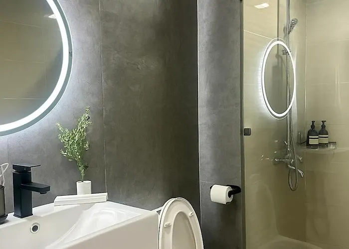 Exquisite Japandi 2 & Mediterranean Breeze At Venice W Grand Canal View! Apartment Manila