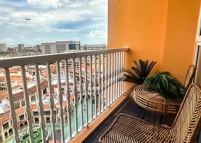 Exquisite Japandi 2 & Mediterranean Breeze At Venice W Grand Canal View! Apartment