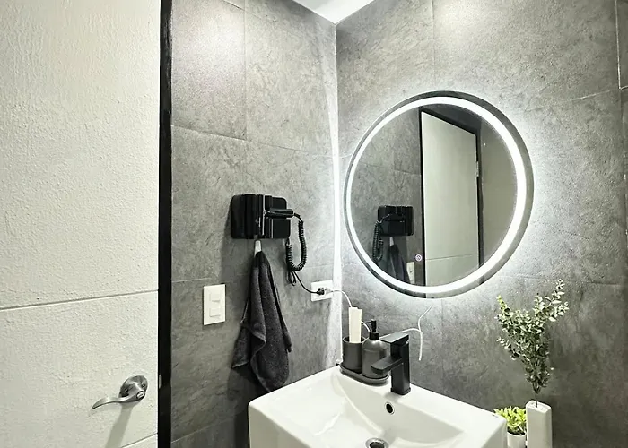 Exquisite Japandi 2 & Mediterranean Breeze At Venice W Grand Canal View! Manila