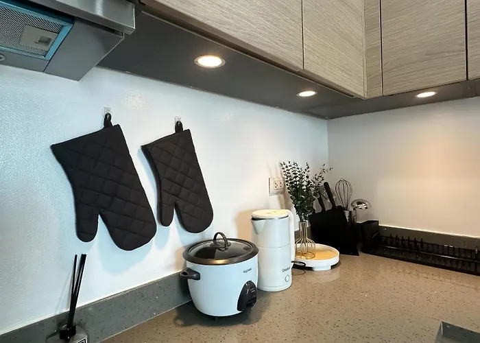 Exquisite Japandi 2 & Mediterranean Breeze At Venice W Grand Canal View! Apartment Manila